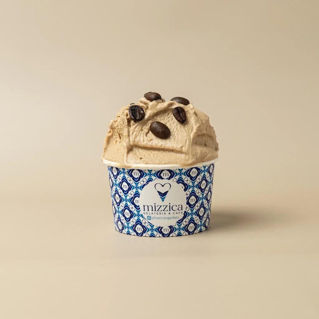 Caffè Espresso gelato in a Mizzica cup